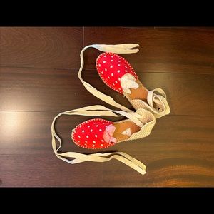 French red with white polka sandals. Size 35; EUC.